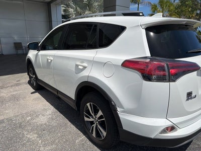 2018 Toyota RAV4 XLE
