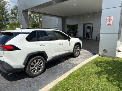 2019 Toyota RAV4 Limited