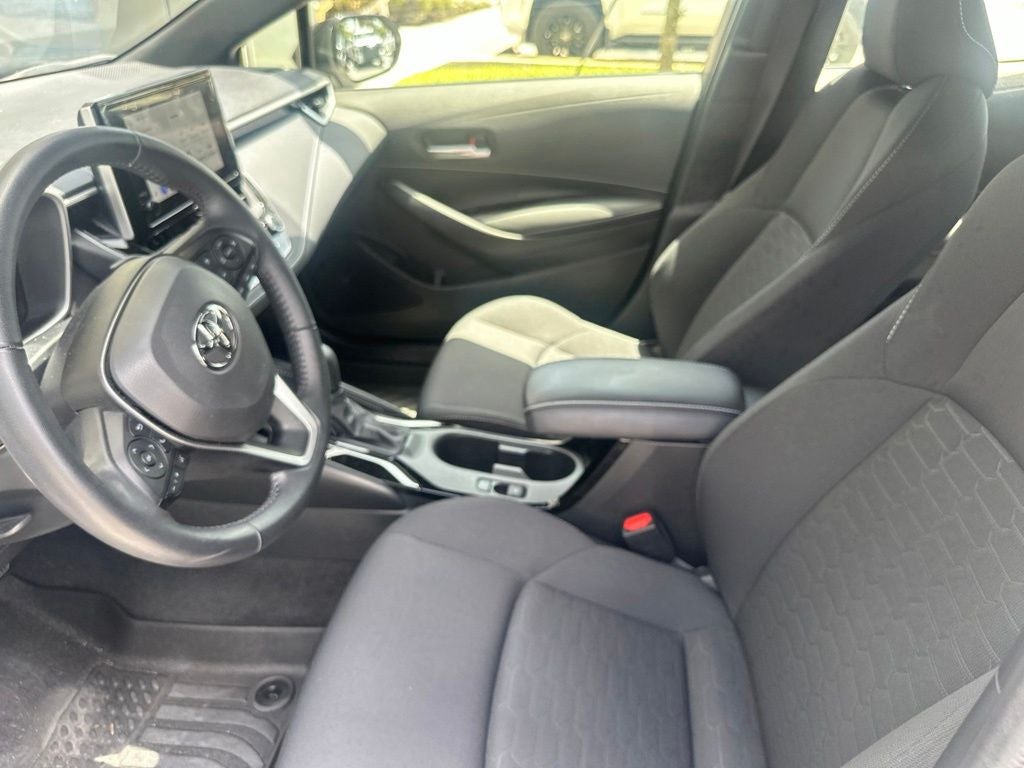 2025 Toyota Corolla Hatchback SE