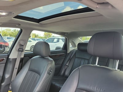 2012 Hyundai Equus Signature
