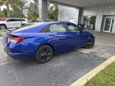 2022 Hyundai Elantra SEL