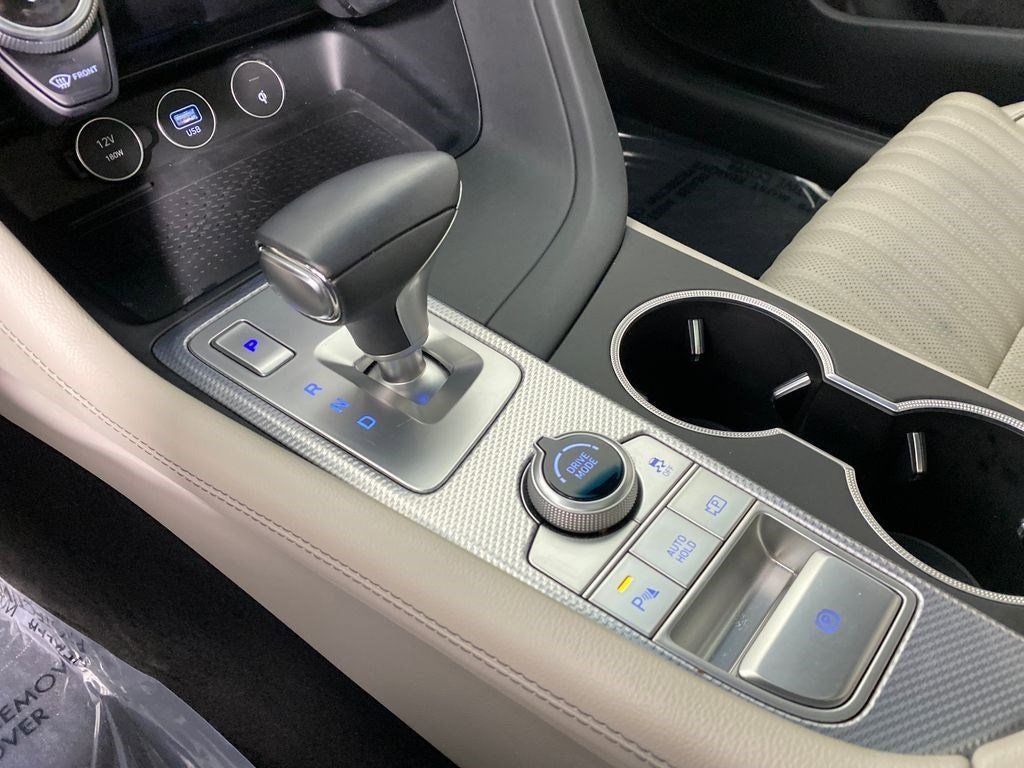 2022 Genesis G70 2.0T