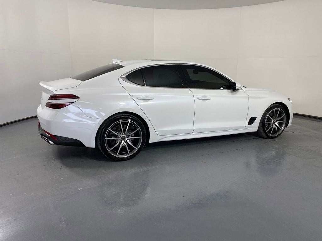2022 Genesis G70 2.0T