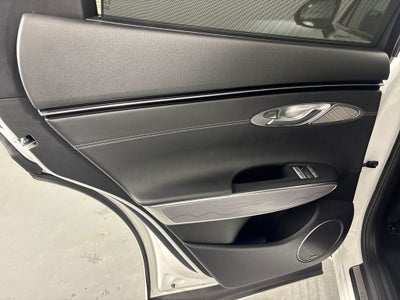 2023 Genesis GV70 2.5T