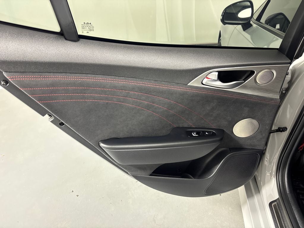 2023 Kia Stinger GT2