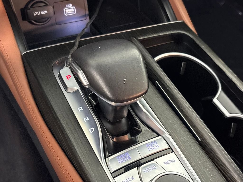 2019 Kia K900 Luxury