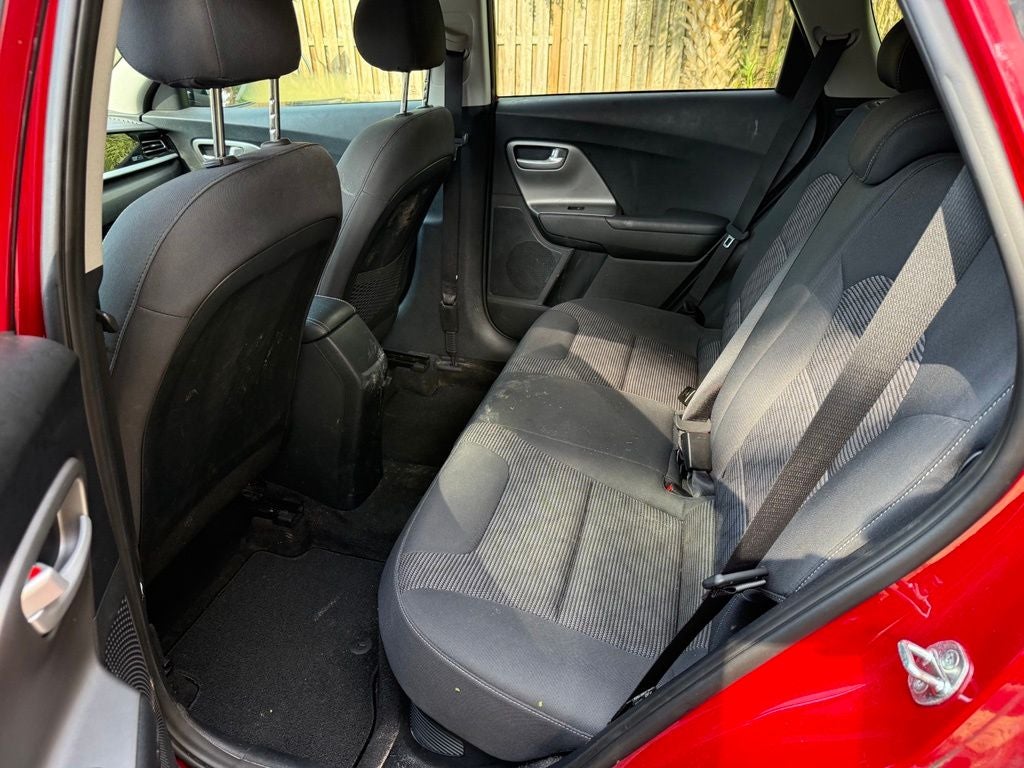 2022 Kia Niro LX