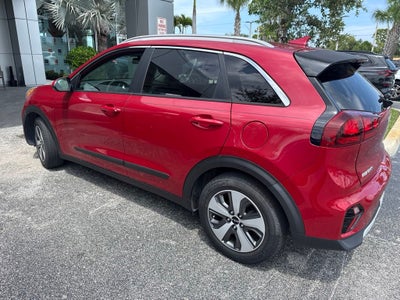2022 Kia Niro LX