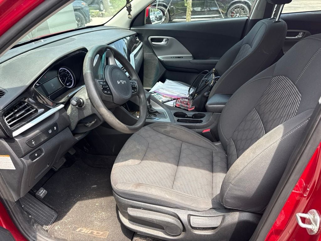 2022 Kia Niro LX