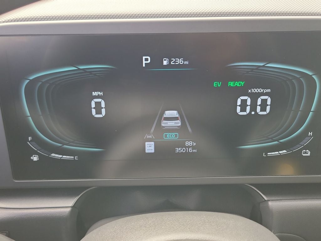 2025 Kia Niro LX