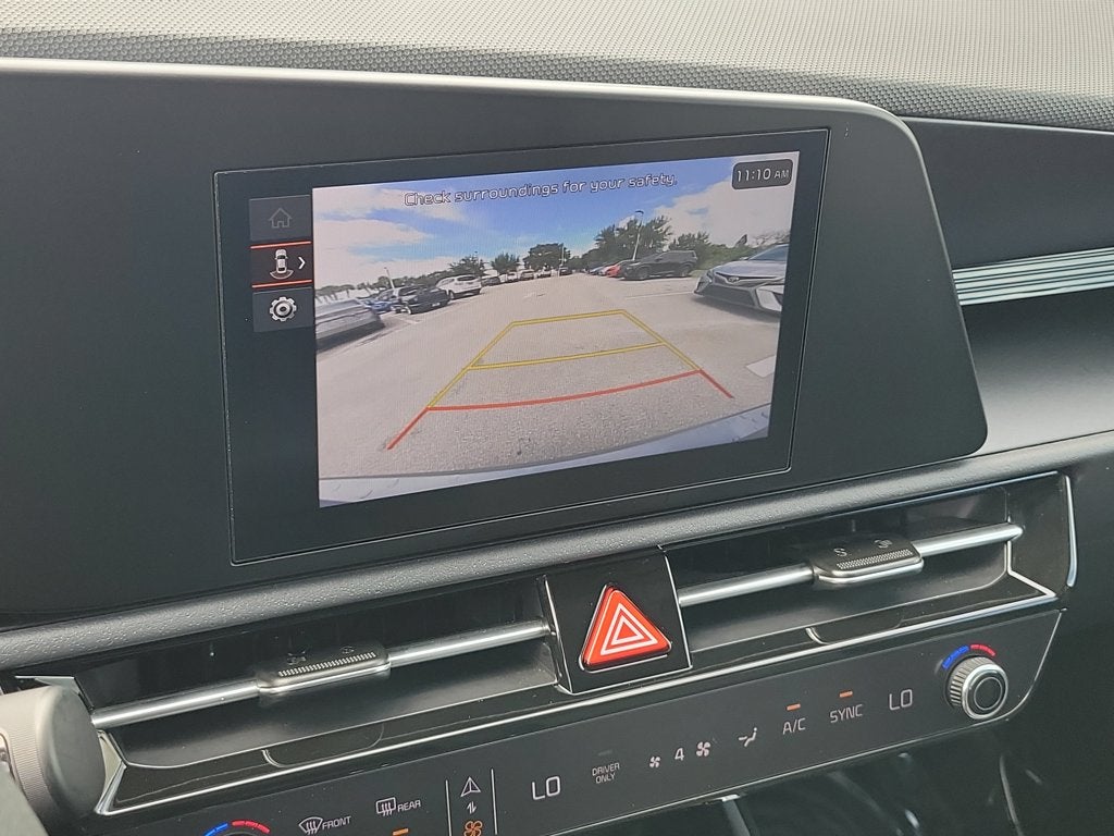 2025 Kia Niro LX