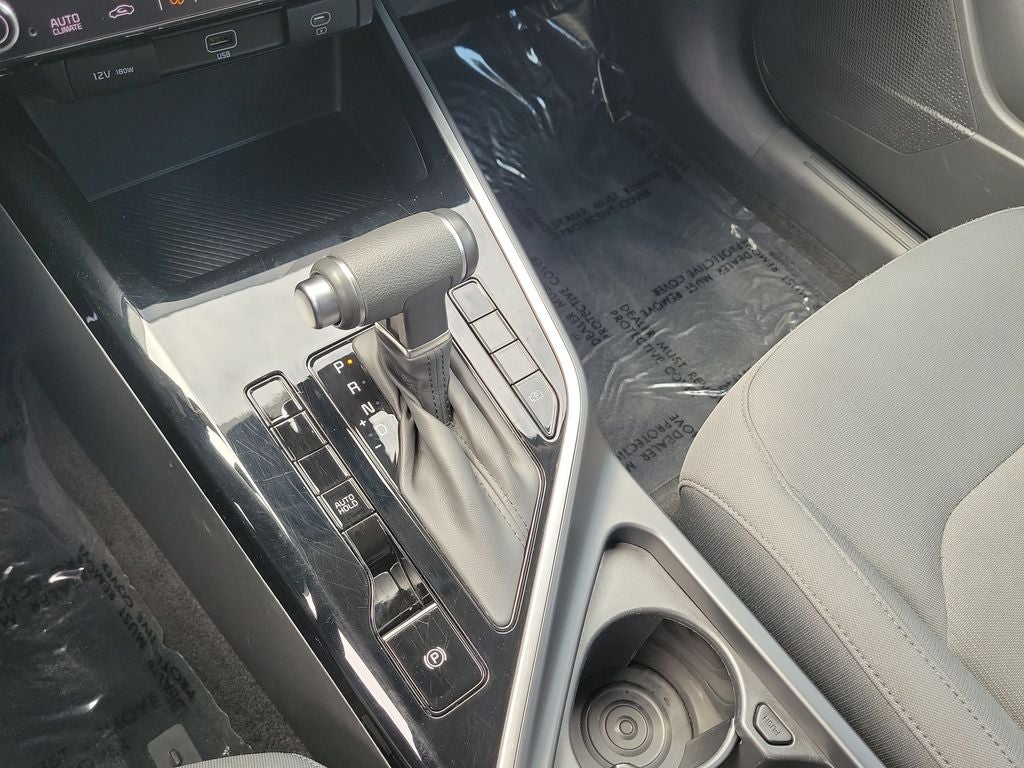 2025 Kia Niro LX