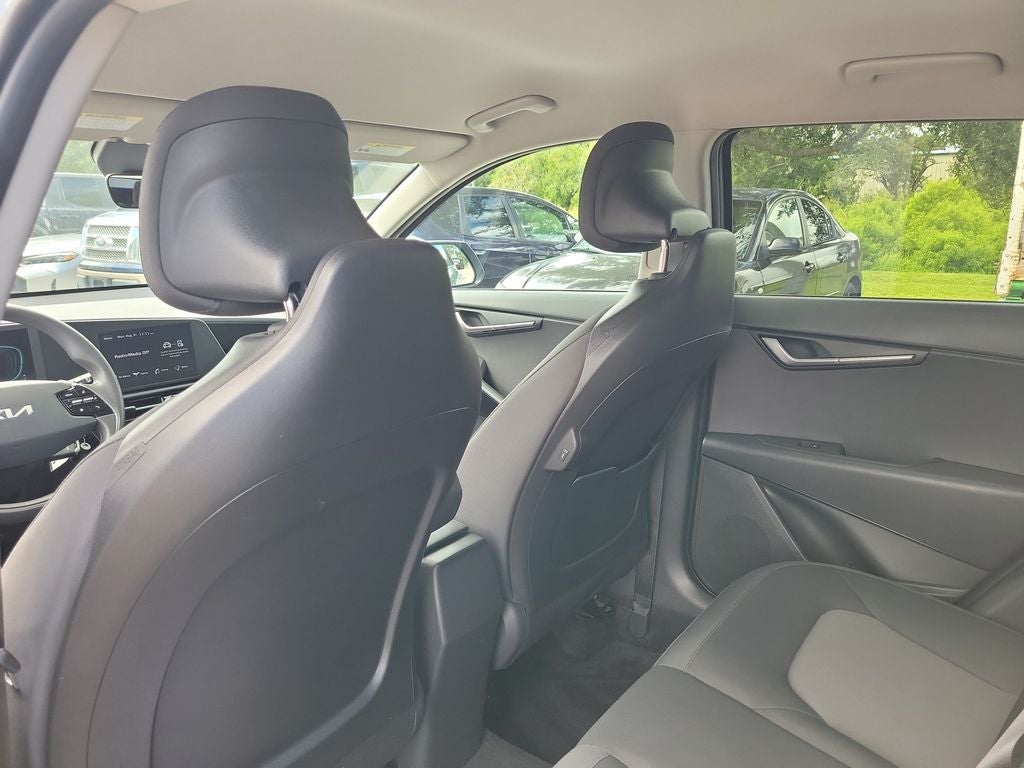 2025 Kia Niro LX
