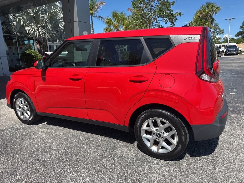 2022 Kia Soul LX