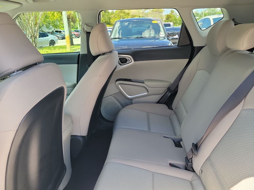 2024 Kia Soul LX