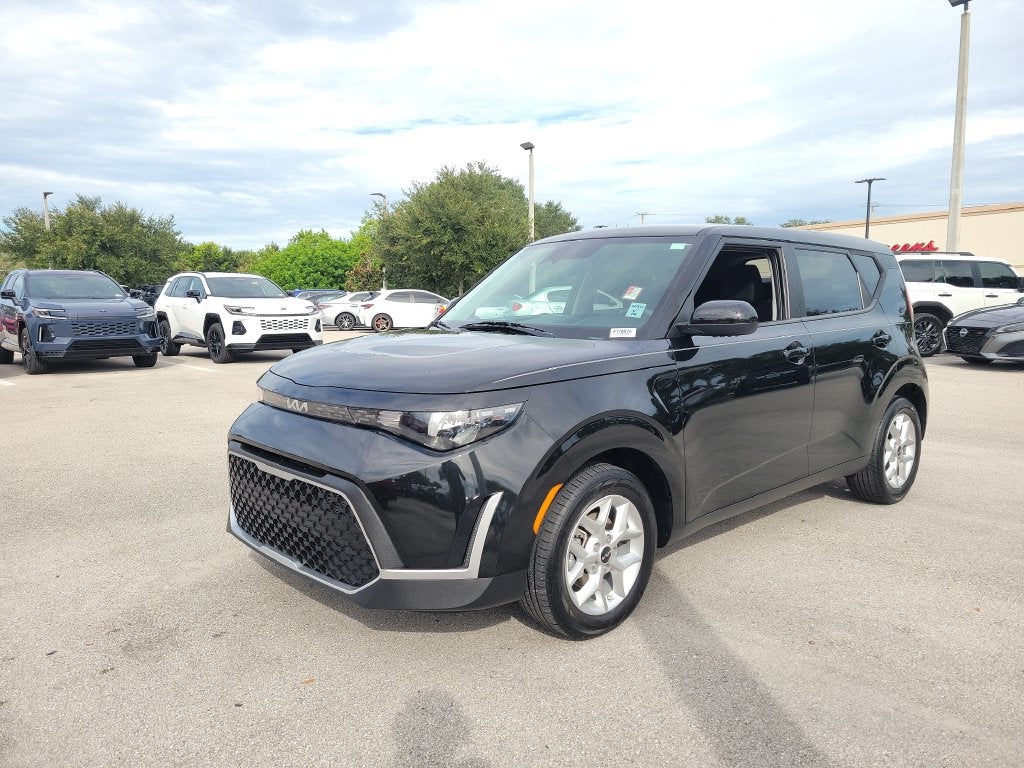 2024 Kia Soul LX