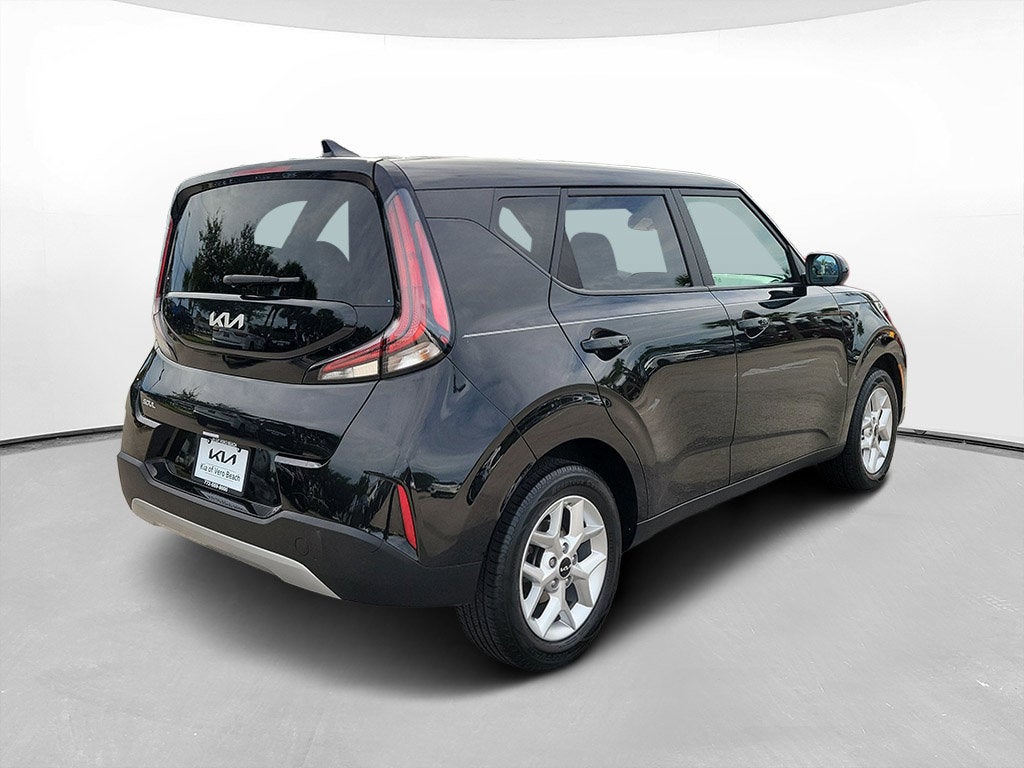 2024 Kia Soul LX