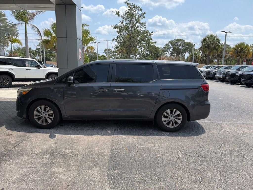 2017 Kia Sedona LX