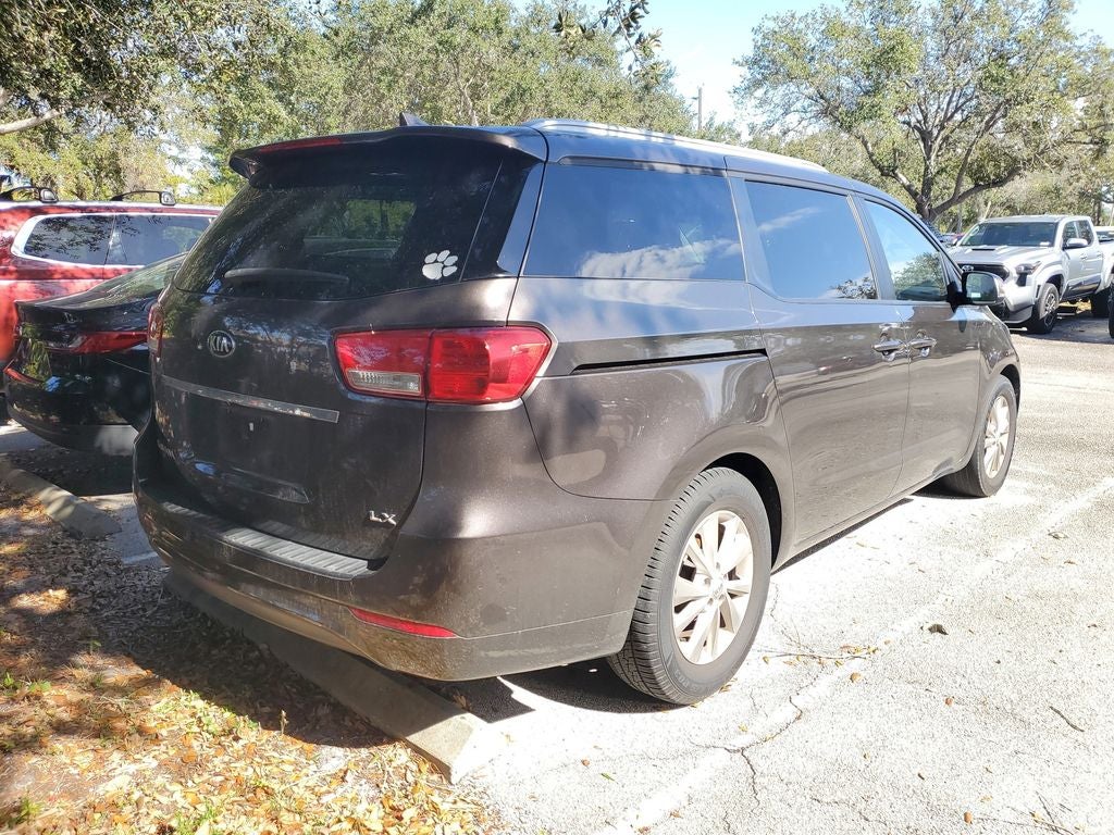 2015 Kia Sedona LX