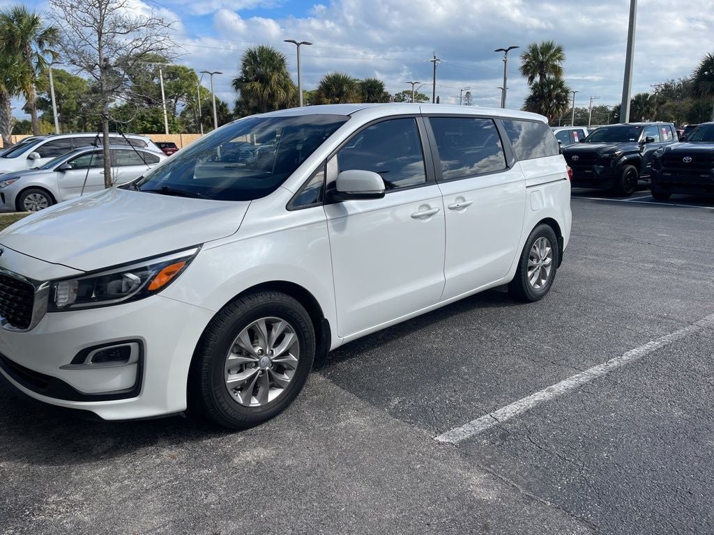 2021 Kia Sedona LX