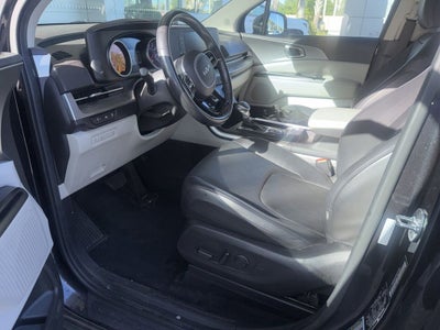 2023 Kia Carnival LX Seat Package