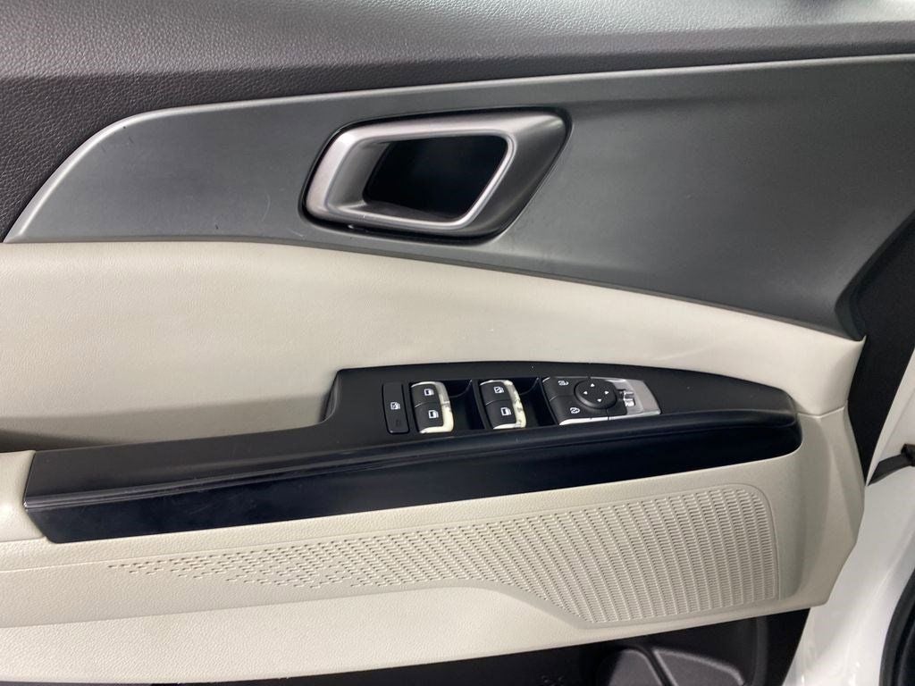 2022 Kia Carnival LXS