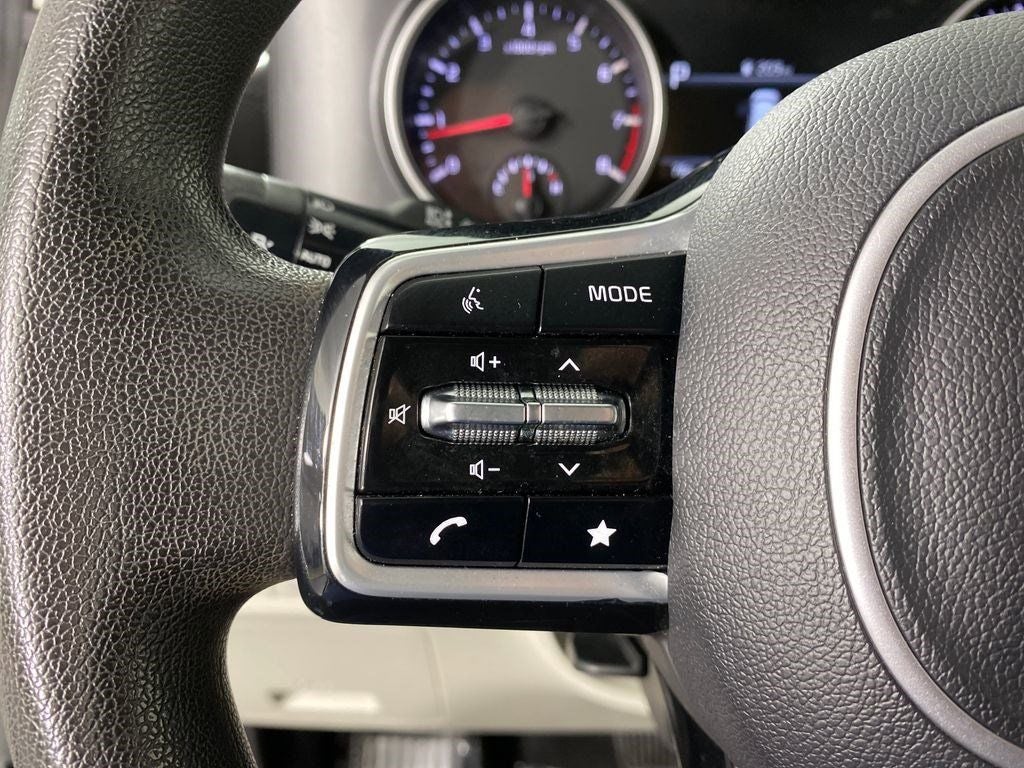 2022 Kia Carnival LXS