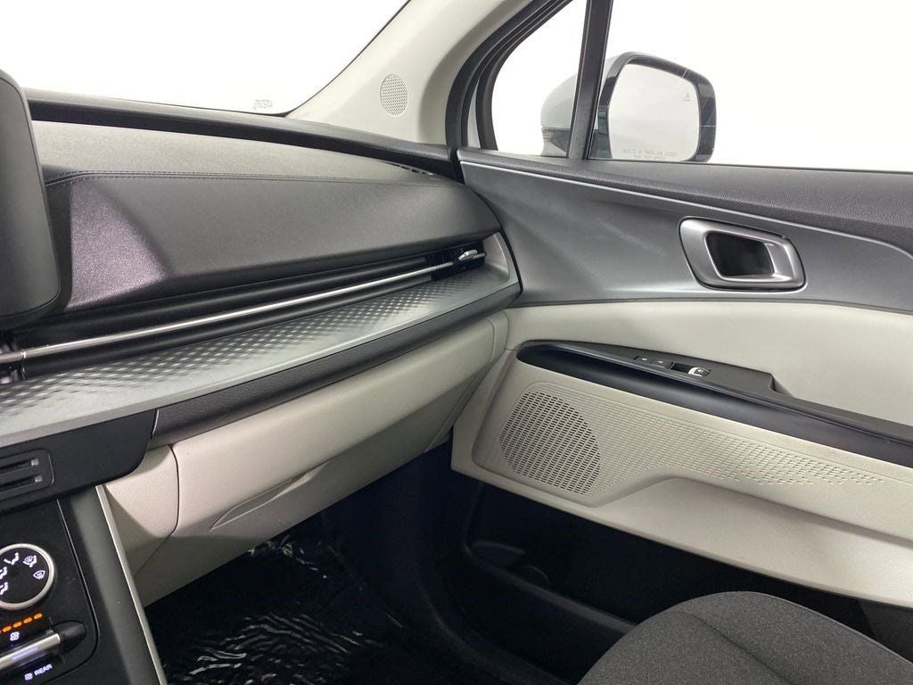 2022 Kia Carnival LXS