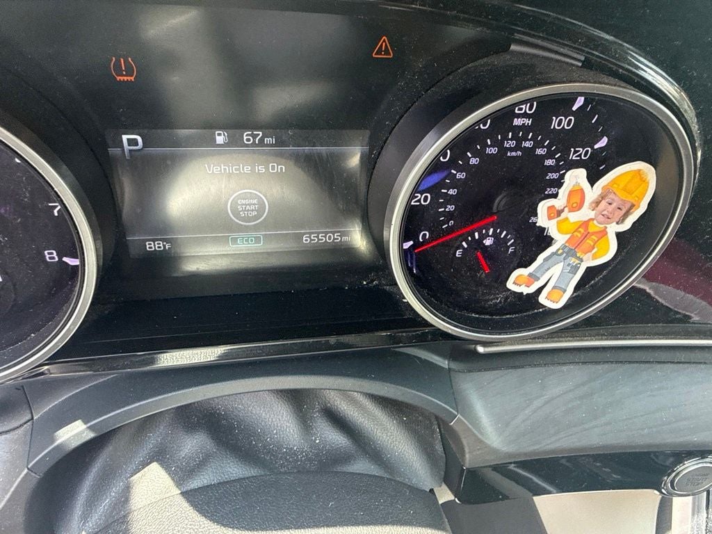 2023 Kia Carnival EX