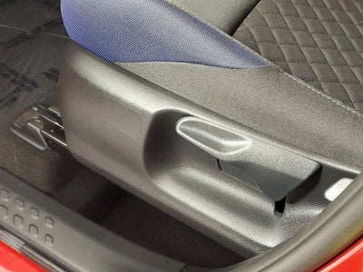 2022 Toyota C-HR XLE