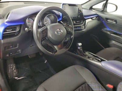 2022 Toyota C-HR XLE