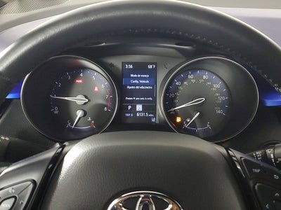 2022 Toyota C-HR XLE