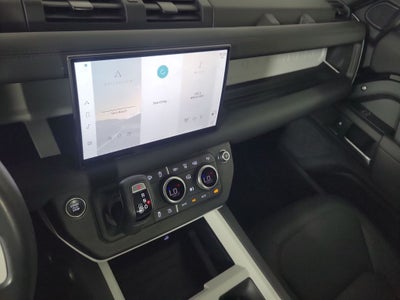 2025 Land Rover Defender 110 S