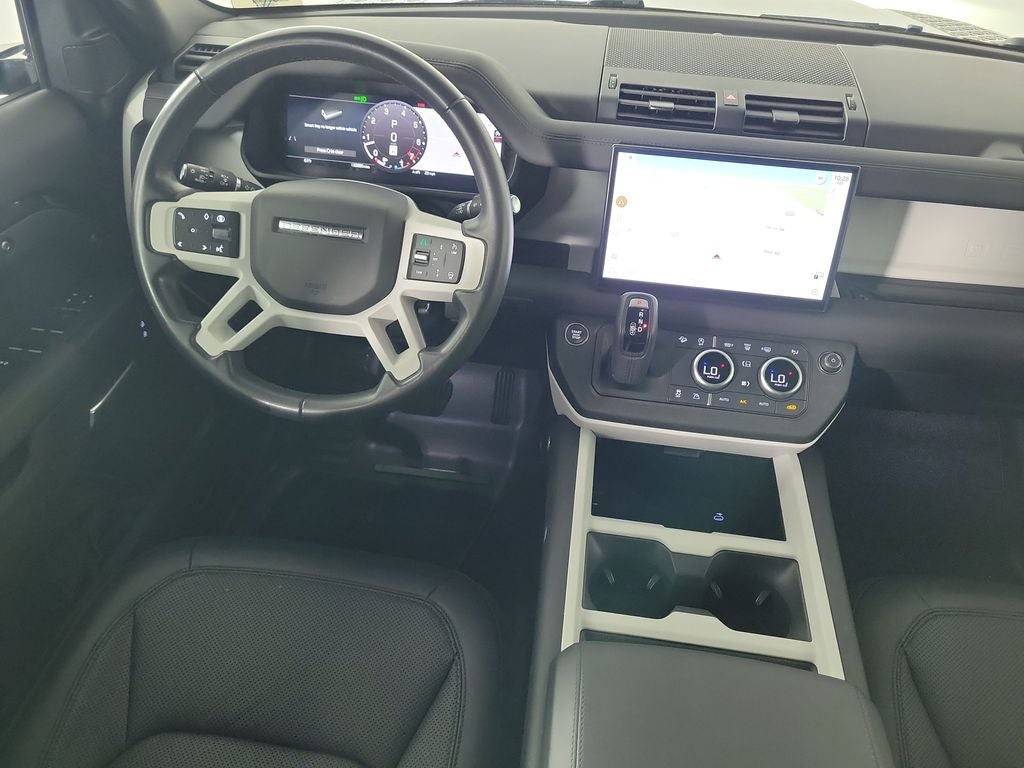 2025 Land Rover Defender 110 S