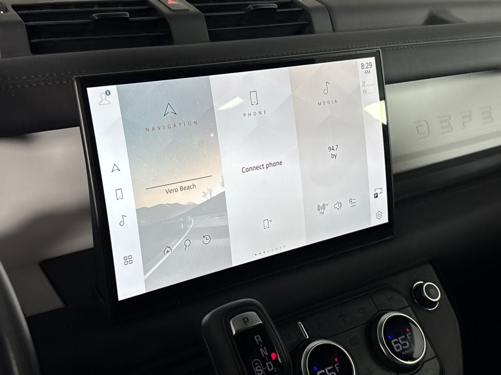 2025 Land Rover Defender 110 S