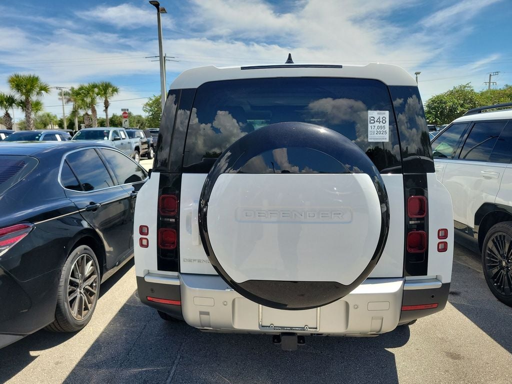2025 Land Rover Defender 130 S