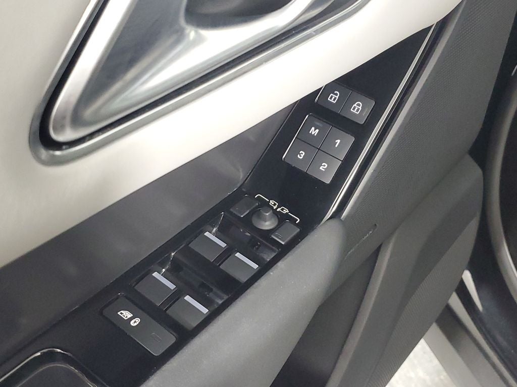 2024 Land Rover Range Rover Velar Dynamic SE