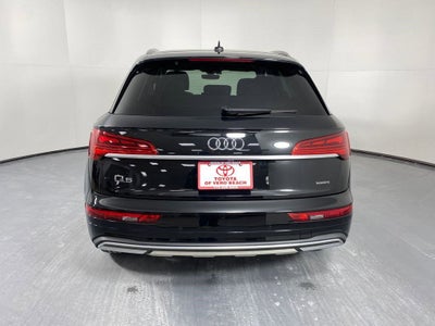 2024 Audi Q5 40 Premium quattro