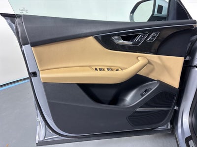 2021 Audi Q8 55 Premium Plus quattro