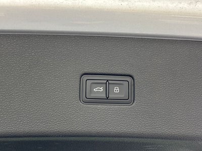 2021 Audi Q8 55 Premium Plus quattro