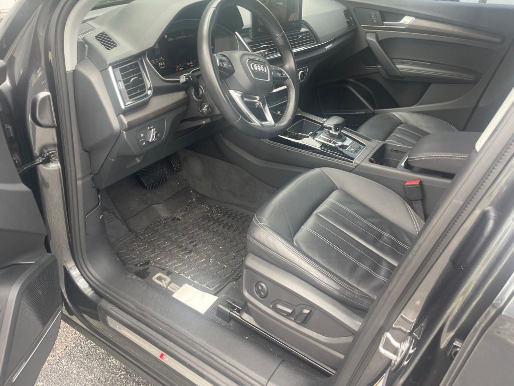 2022 Audi Q5 45 S line Premium quattro