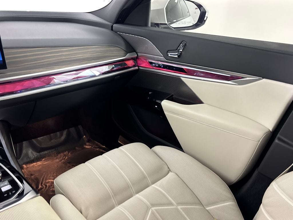 2024 BMW 7 Series 760i xDrive