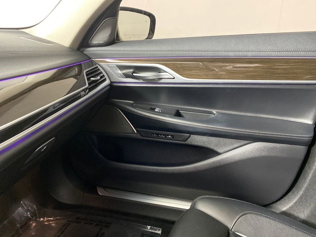 2020 BMW 7 Series 740i