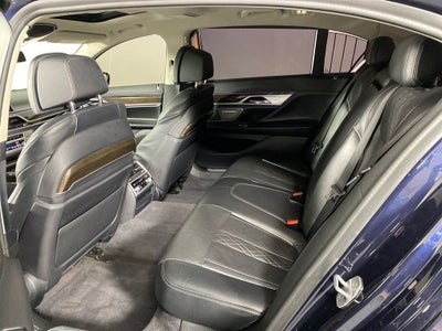 2020 BMW 7 Series 740i