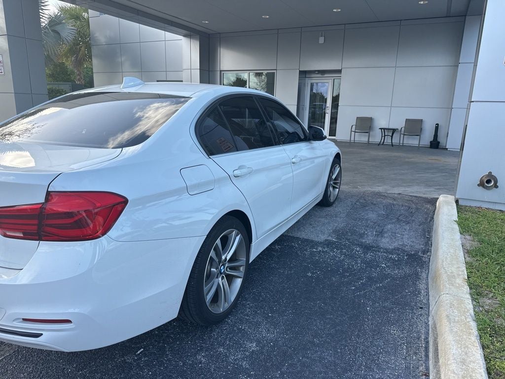 2018 BMW 3 Series 330i