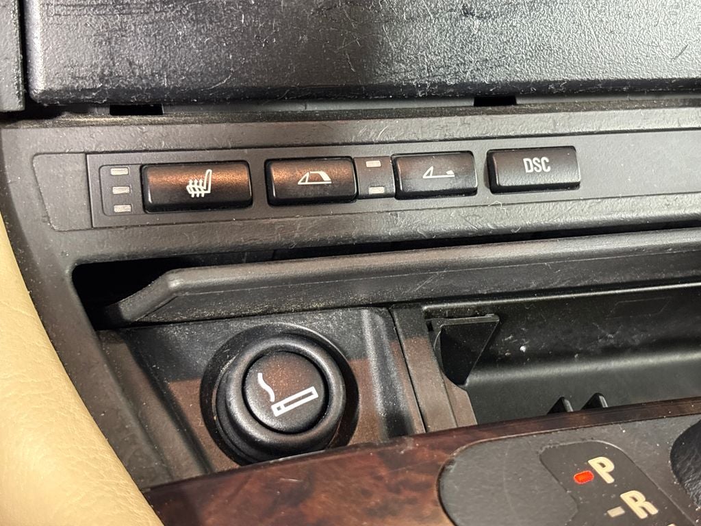 2002 BMW 3 Series 325Ci