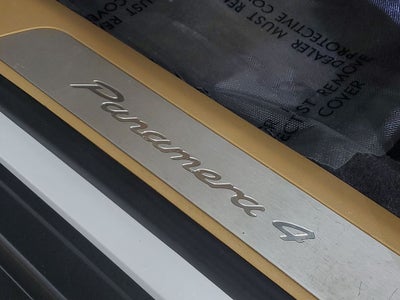 2021 Porsche Panamera 4