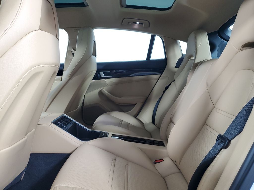 2021 Porsche Panamera 4