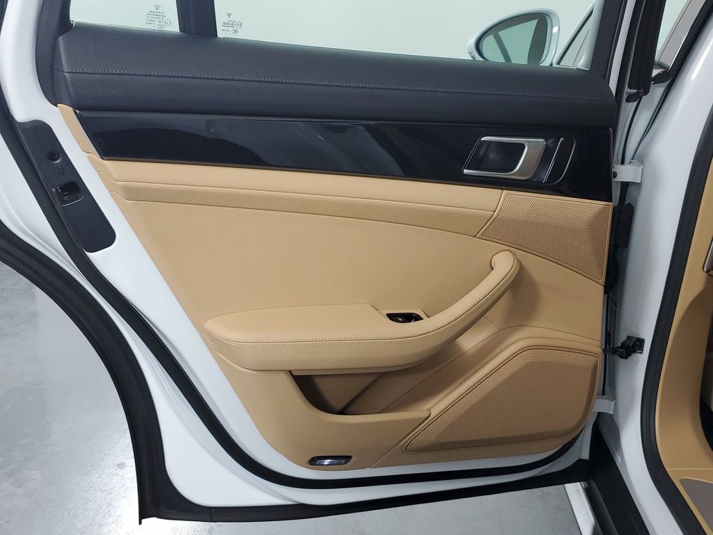 2021 Porsche Panamera 4