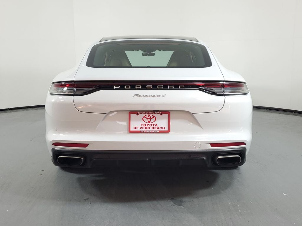 2021 Porsche Panamera 4